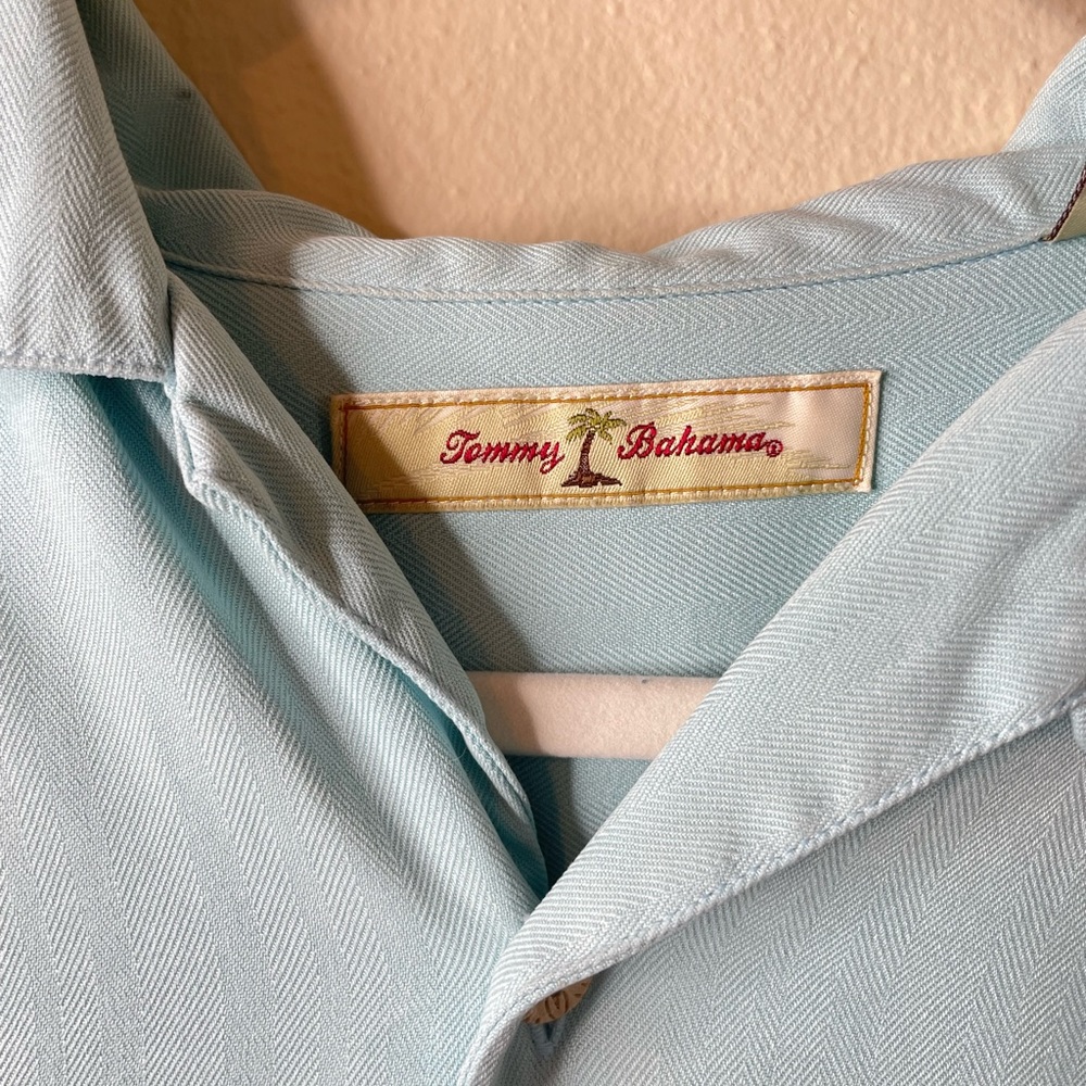 Men's Tommy Bahama Teal Short Sleeve Button Front Camp Shirt 100% Silk | Size: S